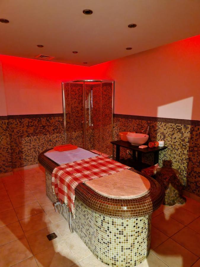 Life, Bansko, Private C-17 Apartment *
